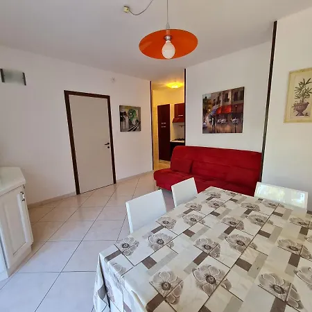 Easy Peschiera Appartamento Peschiera del Garda