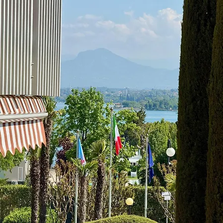 Easy Peschiera Apartment