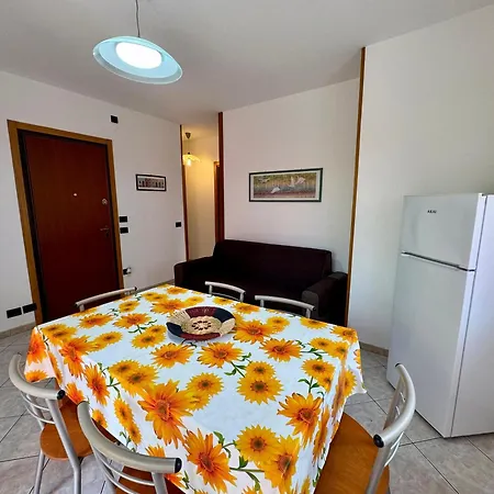Easy Peschiera Apartment *