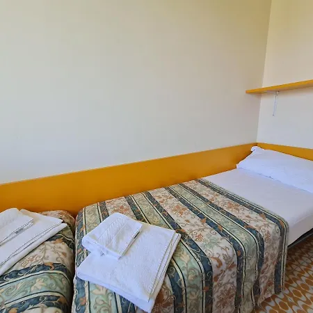 Easy Peschiera 公寓 佩斯基耶拉德加达