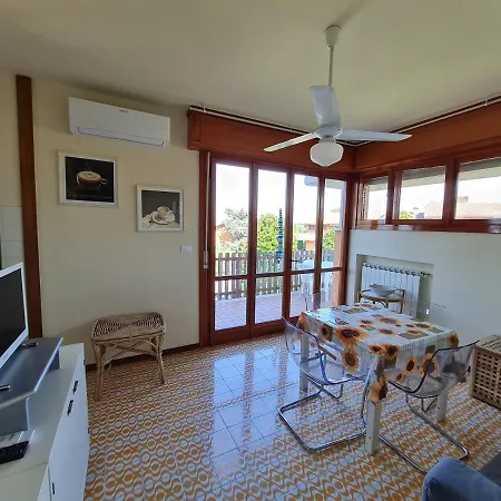 Easy Peschiera 公寓 佩斯基耶拉德加达