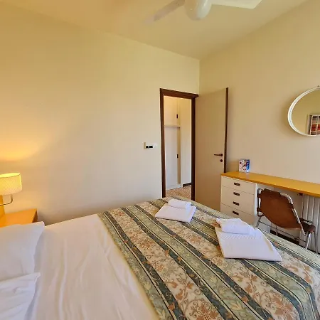 Easy Peschiera * 佩斯基耶拉德加达