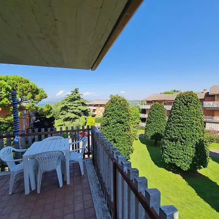 Easy Peschiera 公寓