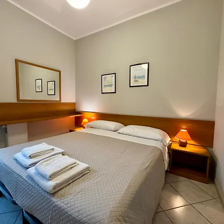 Easy Peschiera Apartmán *