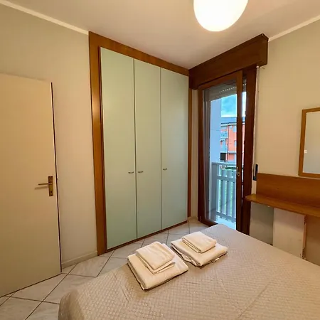 Easy Peschiera Apartmán *